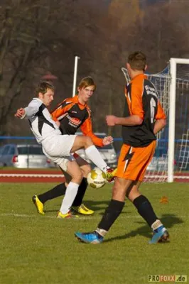 FSV 06 Ohratal - Wenigenlupnitz (19.11.2011)