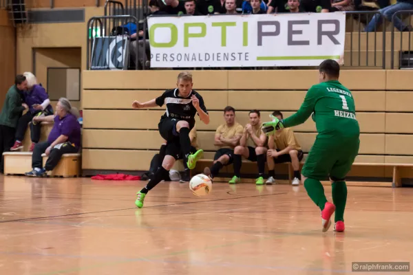 13. OPTIPER Fußballnacht