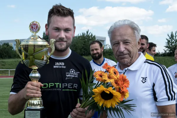 Aufstieg in die Landesliga in Bad Salzungen