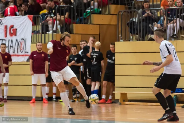 16. OPTIPER Fußballnacht