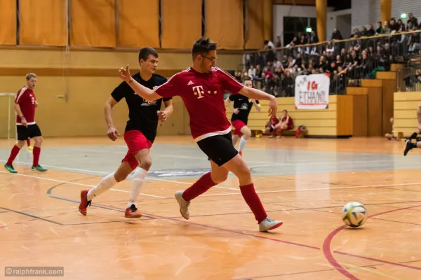 16. OPTIPER Fußballnacht