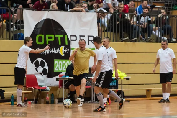 16. OPTIPER Fußballnacht