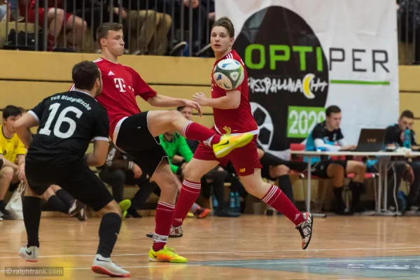 16. OPTIPER Fußballnacht