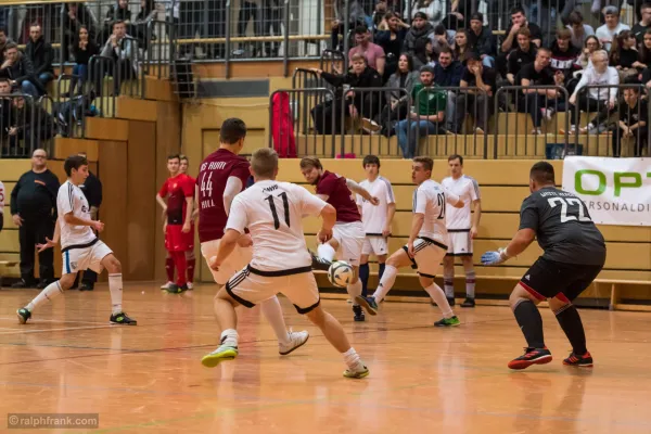 16. OPTIPER Fußballnacht