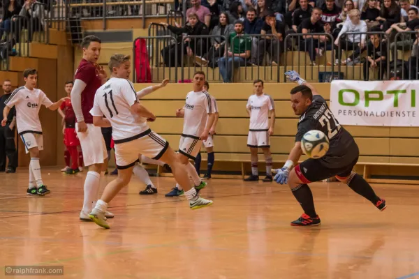 16. OPTIPER Fußballnacht