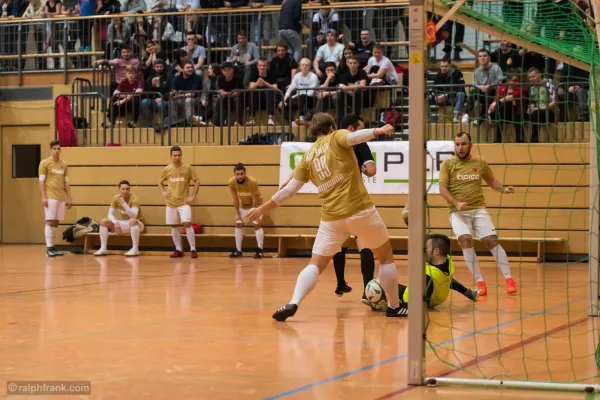 16. OPTIPER Fußballnacht