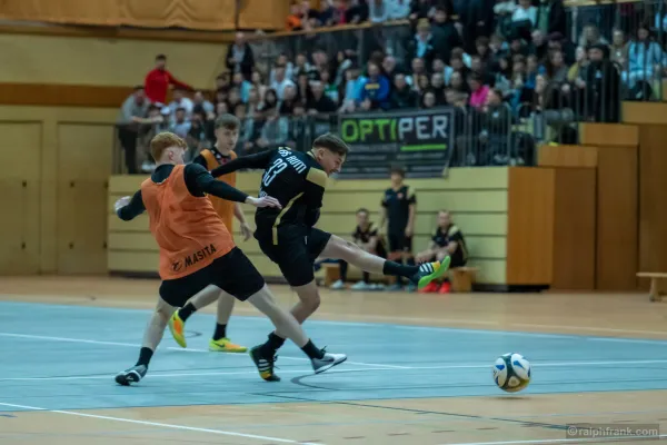 17. OPTIPER Fußballnacht