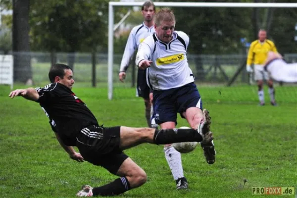 FSV 06 Ohratal - SG Hör. Stedtfeld (25.09.2010)