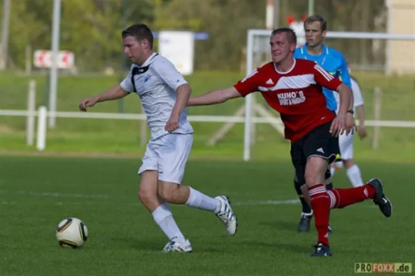 TSV Themar - FSV 06 Ohratal (03.10.2011)