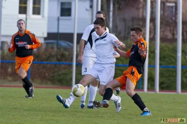 FSV 06 Ohratal - Wenigenlupnitz (19.11.2011)