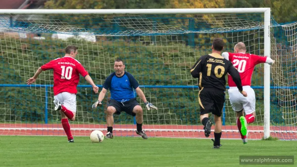 10.10.2015 Ohratal/Gräfenhain AH vs. FC Rot-Weiß Erfurt AH